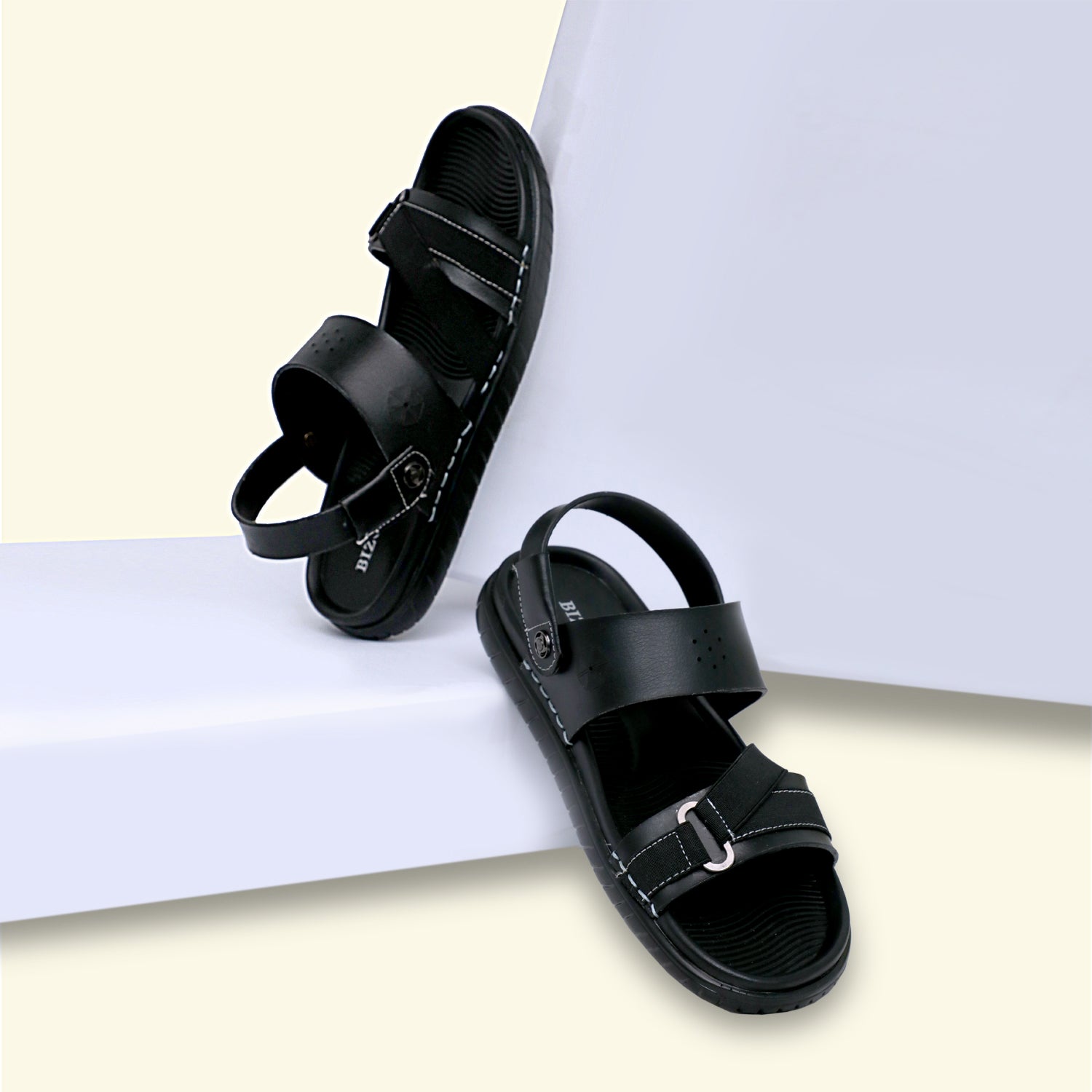 MENS BLACK TRENDY SOFT PAD SANDAL (T-2)