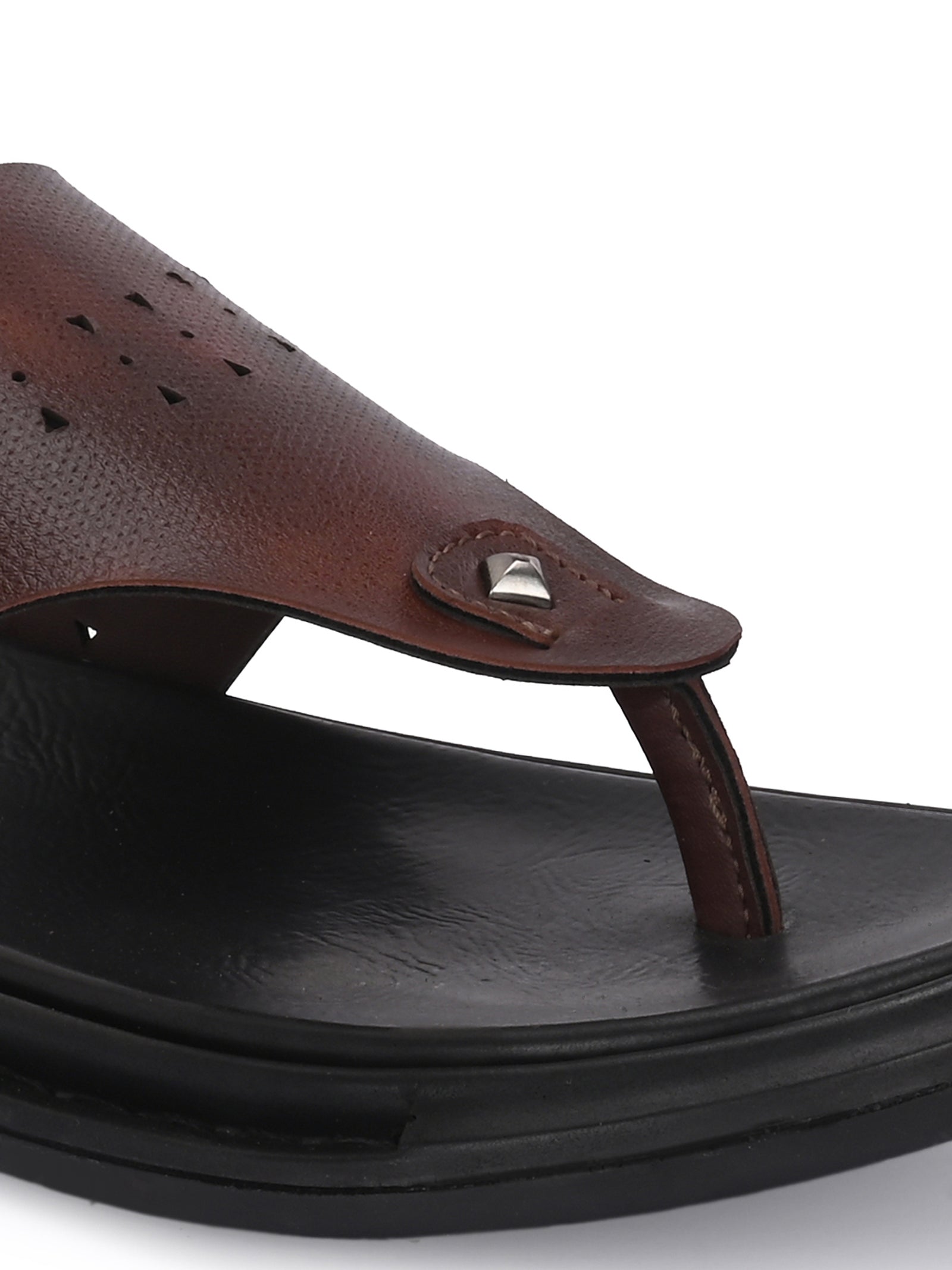 Men Brown v-shape slipper (B-13)