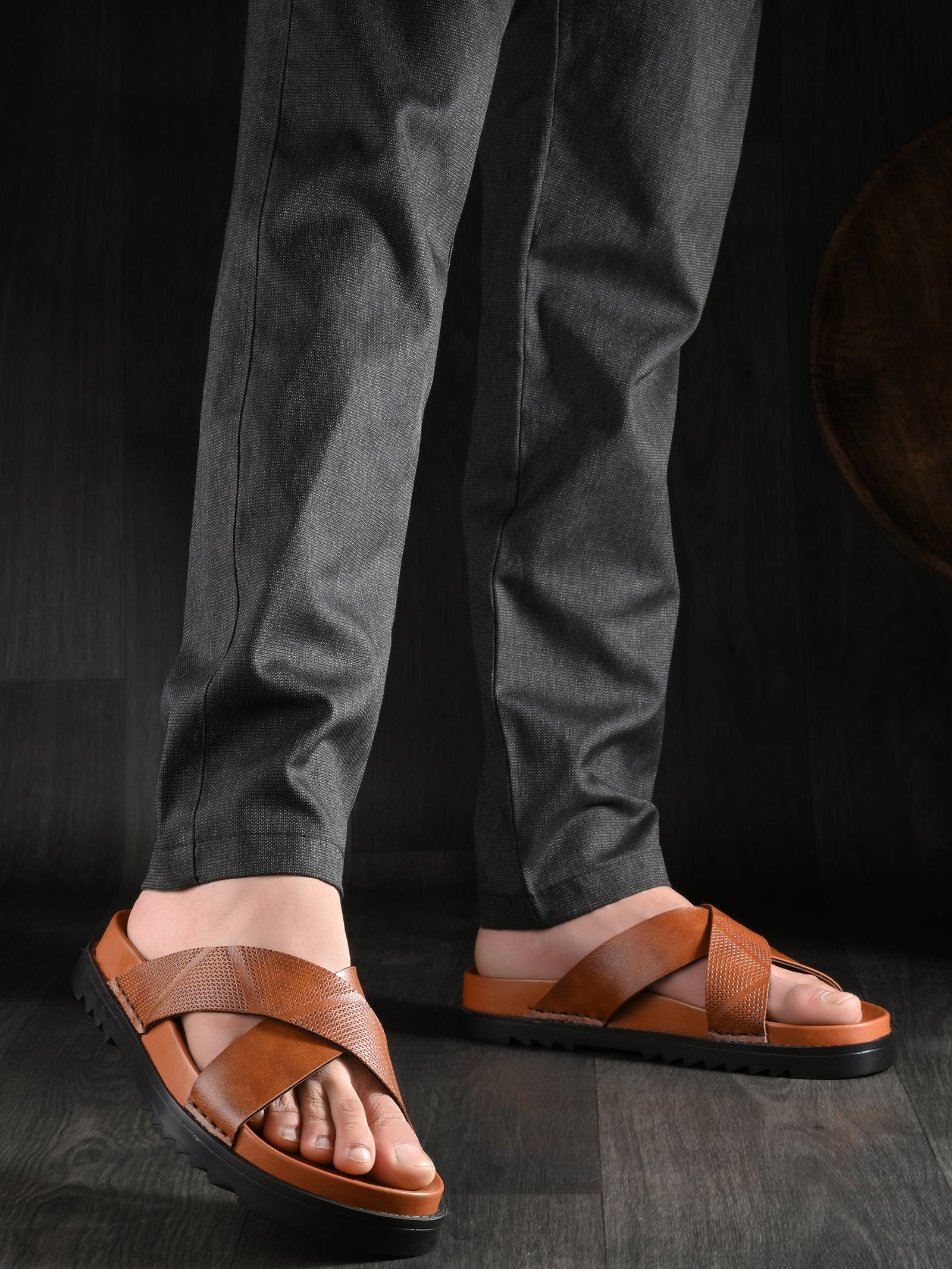 Men Tan Cross Slide Slipper-AR1